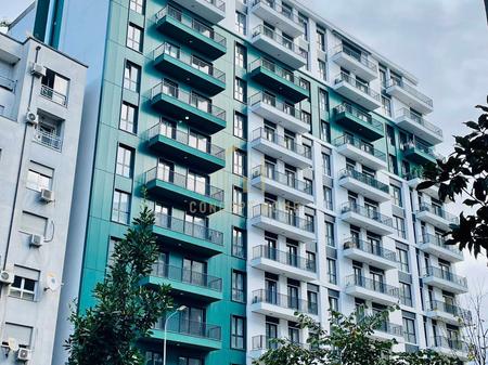 Vendesi appartamento 3+1+2 presso White Cloud Residence, Komuna e Parisit/472.500 €