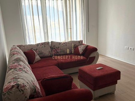 Appartamento 2+1+2 in affitto a 5 Maggio.