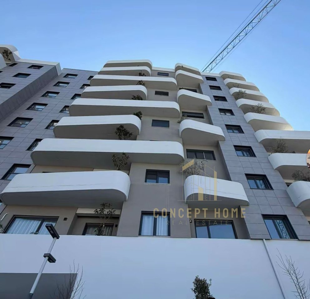 Jepet me qera apartament 2+1 ne Kamëz