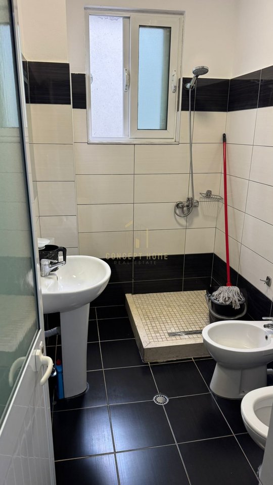 Apartament 1+1 Me Qira në Rruga 5 Maji, Tiranë - 500€ | 75 m²