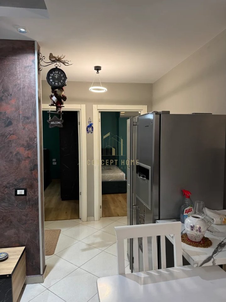 Jepet me qera apartament 3+1 tek Kopeshti Botanik