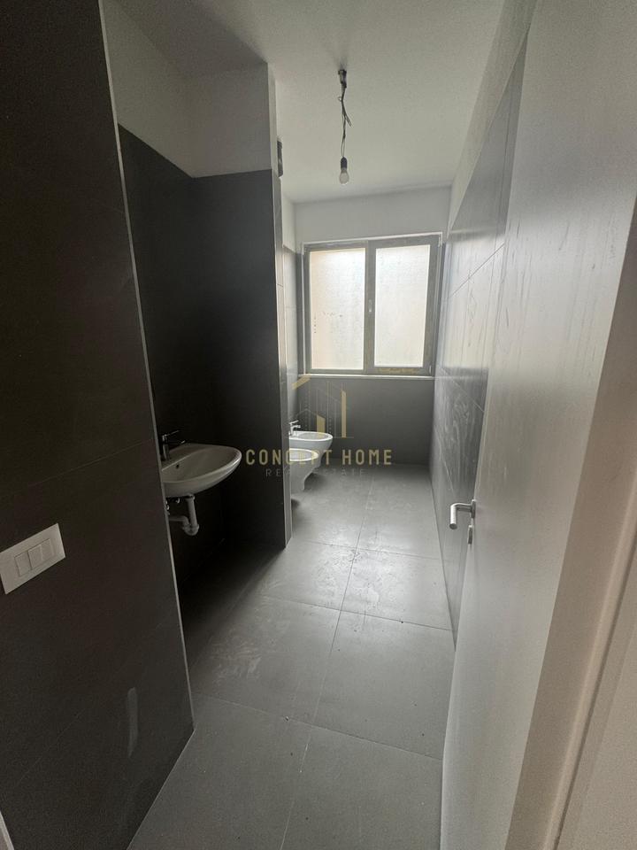 Affittasi villa con 2 posti auto - Non arredata a Green Valley