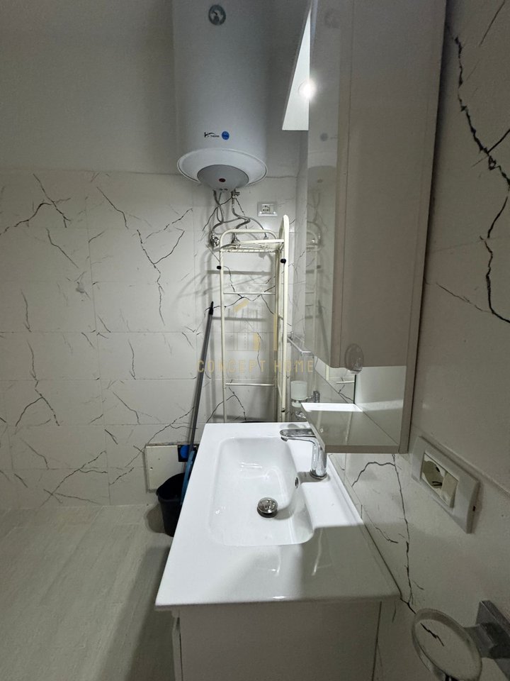 Garsoniere Me Qira në Rruga Barrikadave, Tiranë - 450€ | 35 m²