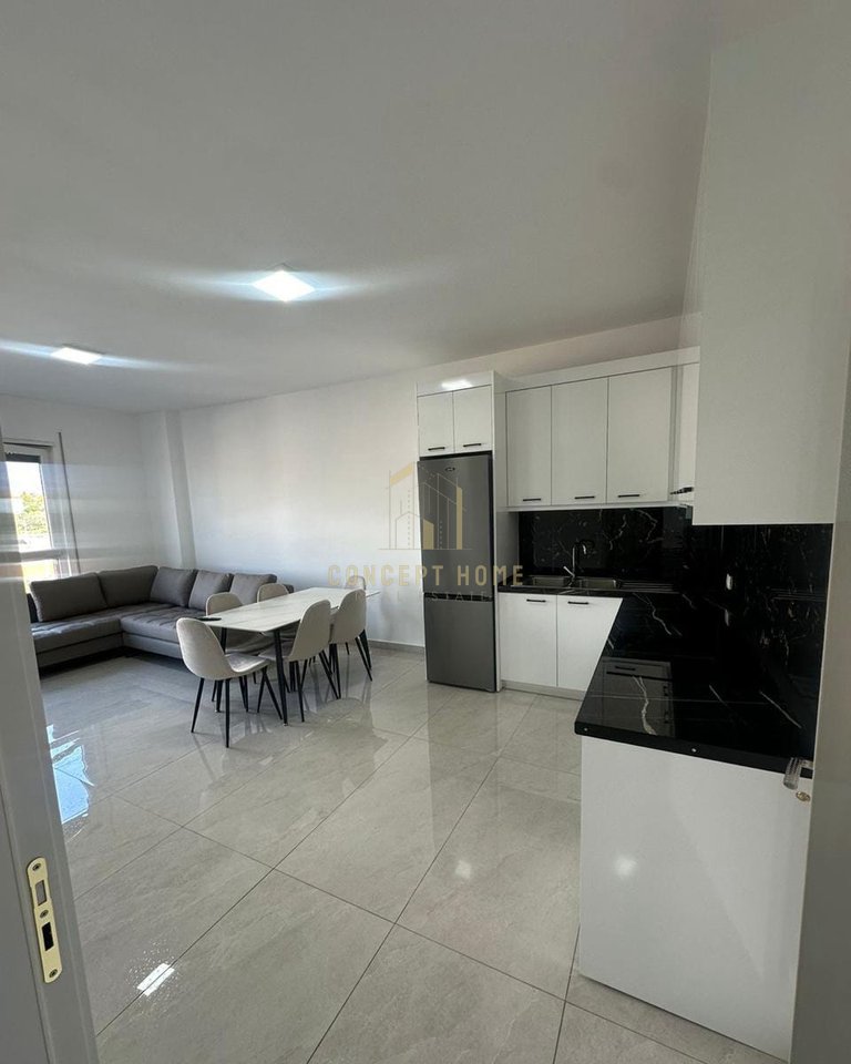 Apartament 2+1+2+P Me Qira në Tiranë - 600€ | 103 m²