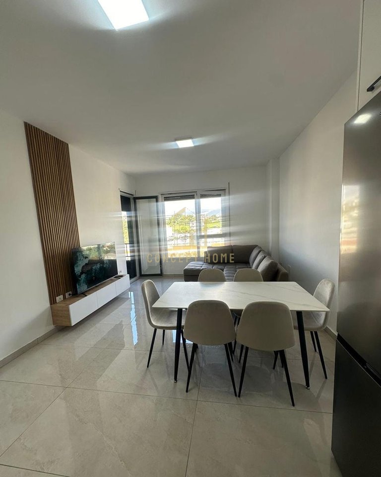 Apartament 2+1+2+P Me Qira në Tiranë - 600€ | 103 m²