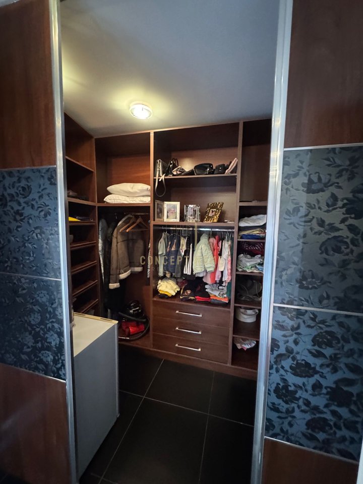 Affittasi Duplex 2+1 a Komuna E Parisit/1.100€ Euro