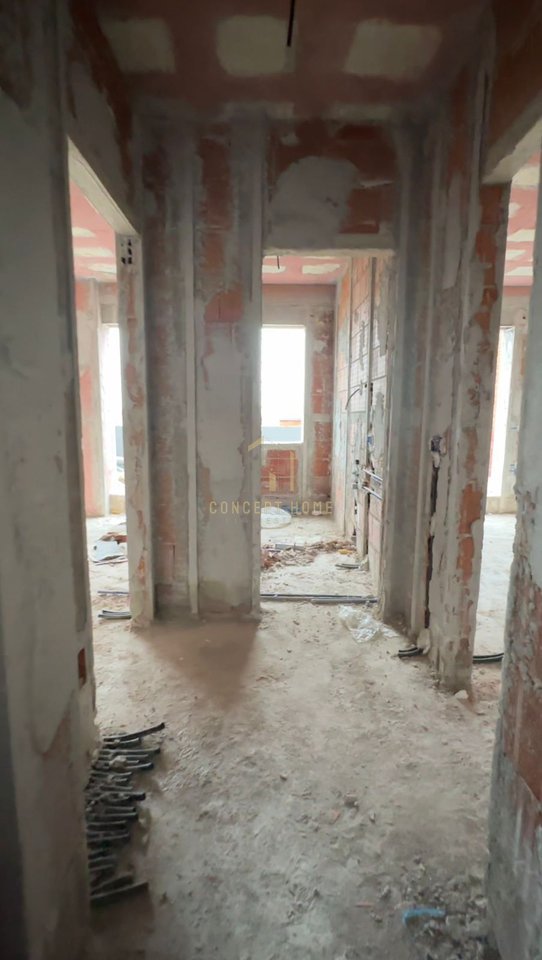 Apartament 1+1+Verande Për Shitje në ne Qendër Kamëz (Point Center) - 90,000€ | 75.13 m²