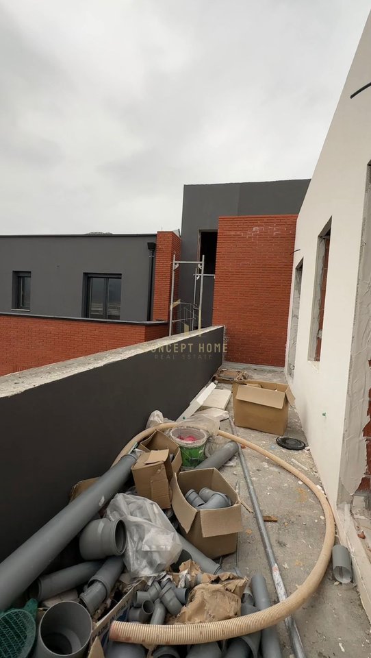 Apartament 1+1+Verande Për Shitje në ne Qendër Kamëz (Point Center) - 90,000€ | 75.13 m²