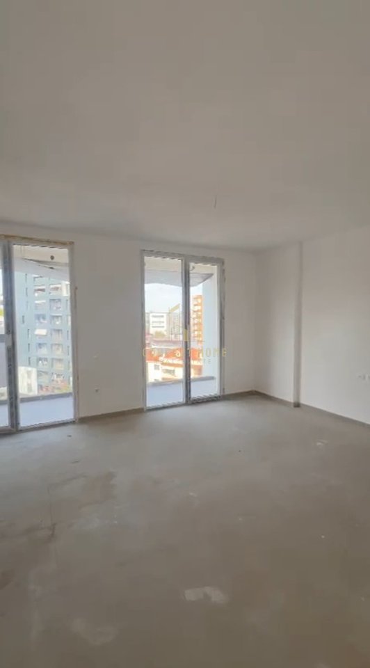 3+1+2 apartment for rent on Dibra Street