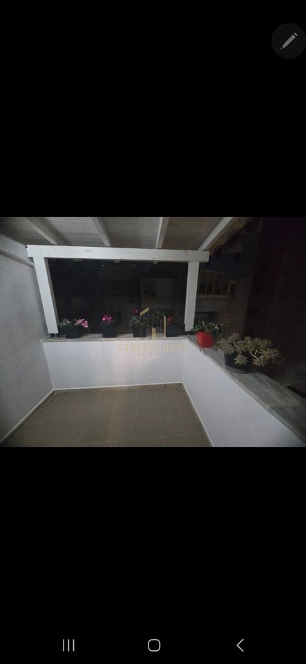 Jepet me qera Apartament 1+1 ne Qender