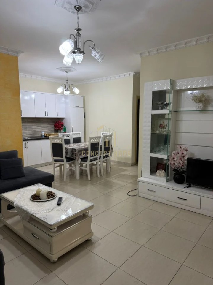 Shitet apartament 2+1 ne Babrru prane Unazes se Madhe