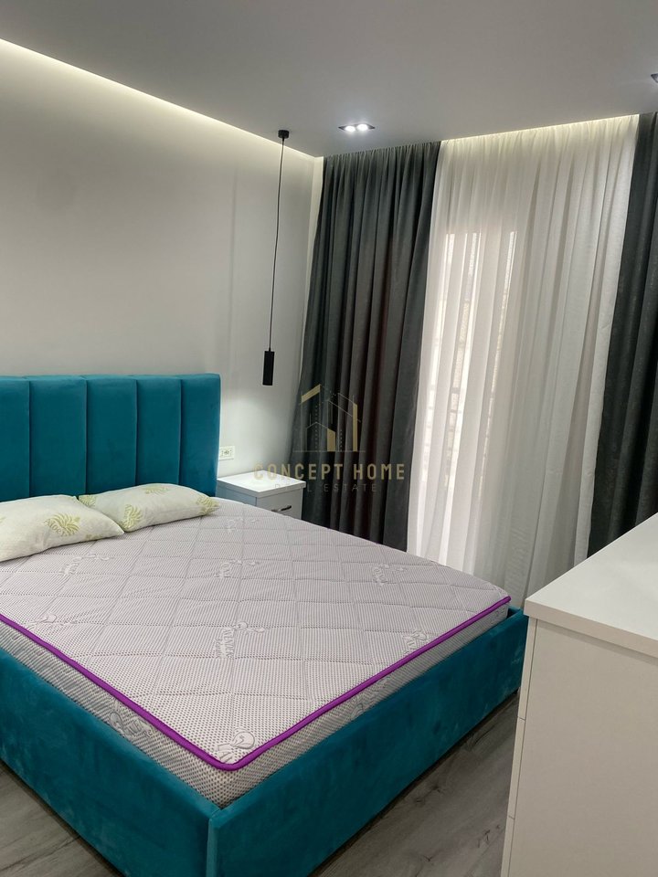 Appartamento 1+1 in affitto presso la Komuna e Parisit.