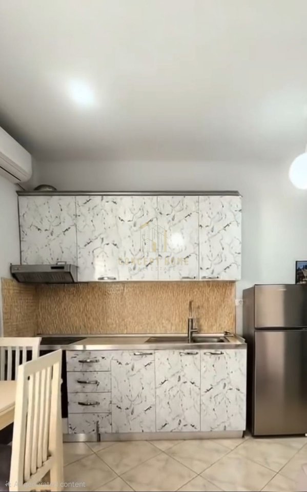 Shitet apartament 1+1 ne Fresk