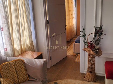 Jepet me qera shtepi 2+1+Parkim ne Astir.