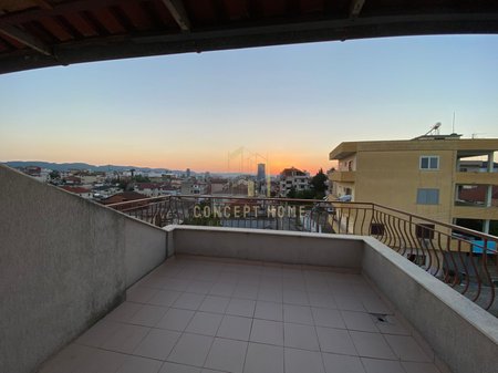 A 2+1 apartment is for rent in Ali Dem.