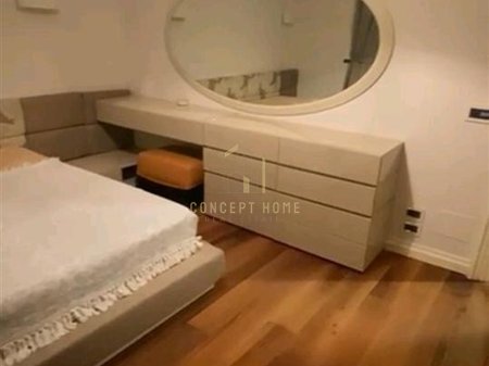 1+1 apartment for rent at Pazari i Ri