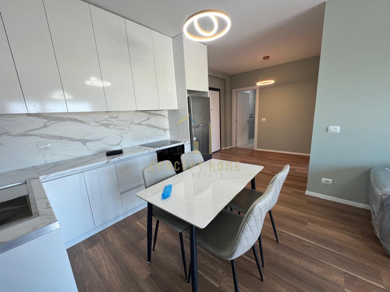 Jepet me qera Apartament 1+1 tek Ish Dogana