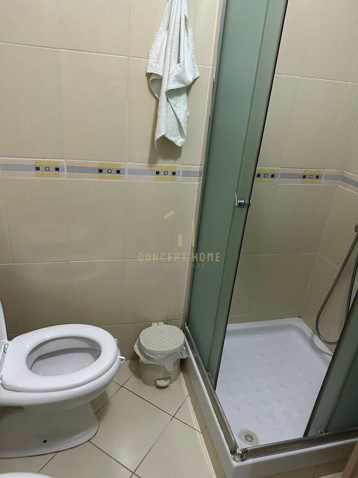 Apartament 2+1 me Qira tek Ish Stacioni i Trenit, Rruga Jordan Misja, Tiranë - 63.000 Lekë| 115 m²