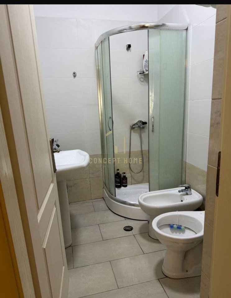 2+1+2 Apartment for Rent in Liqeni i Thate, Tirana - 550€ | 96 m²