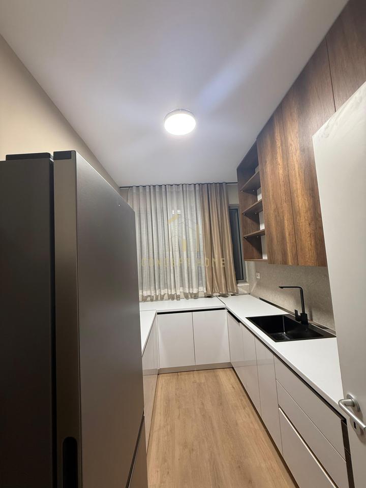 Apartament 2+1+2 Me Qira Te Green Valley , Tiranë - 1500€ | 134 m²