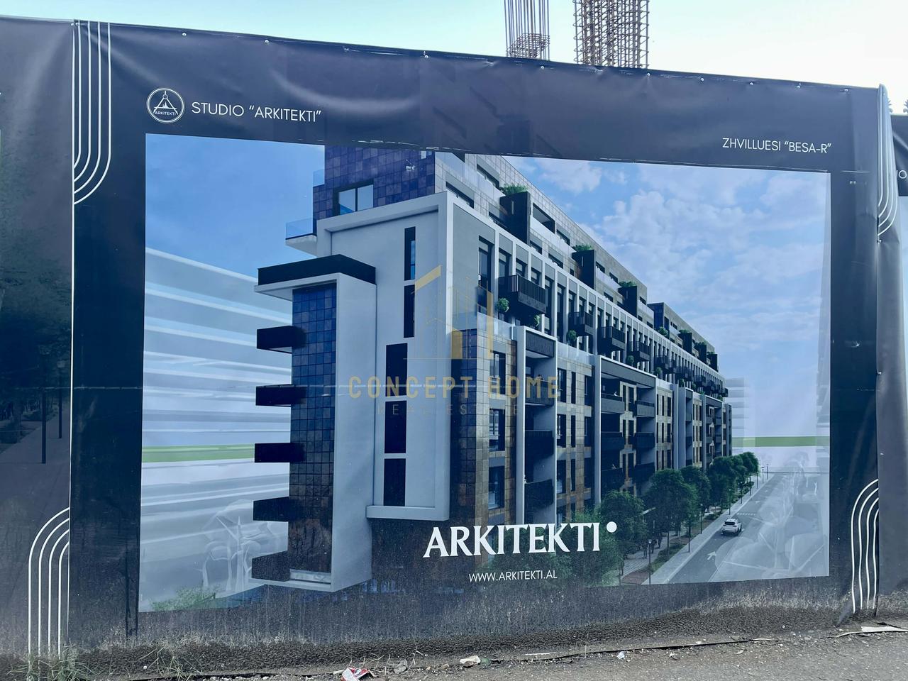 Shitet Apartament 2+1+2 ne Kamez