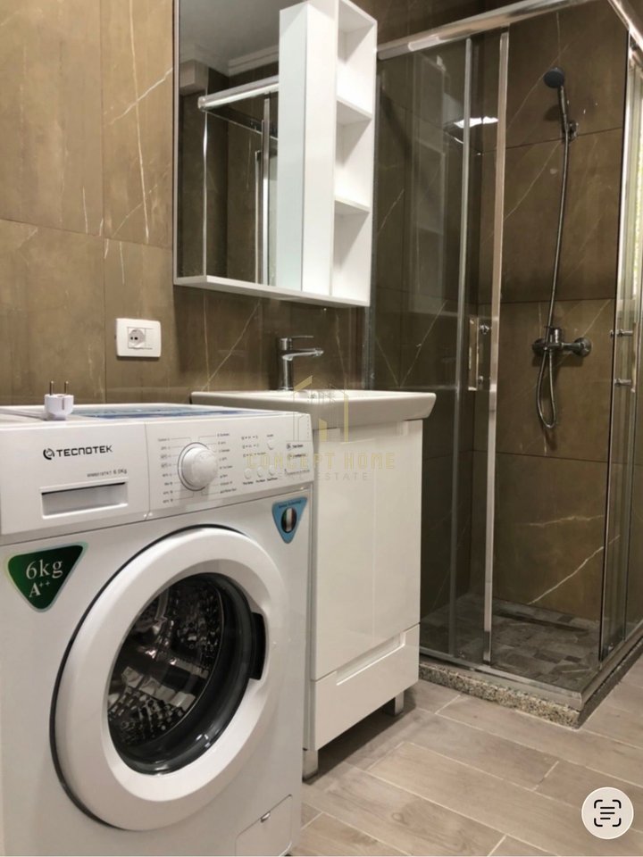 Jepet me qera Apartament 1+1 ne Xhamllik