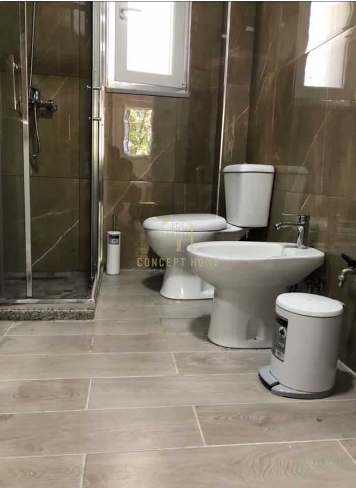 Jepet me qera Apartament 1+1 ne Xhamllik