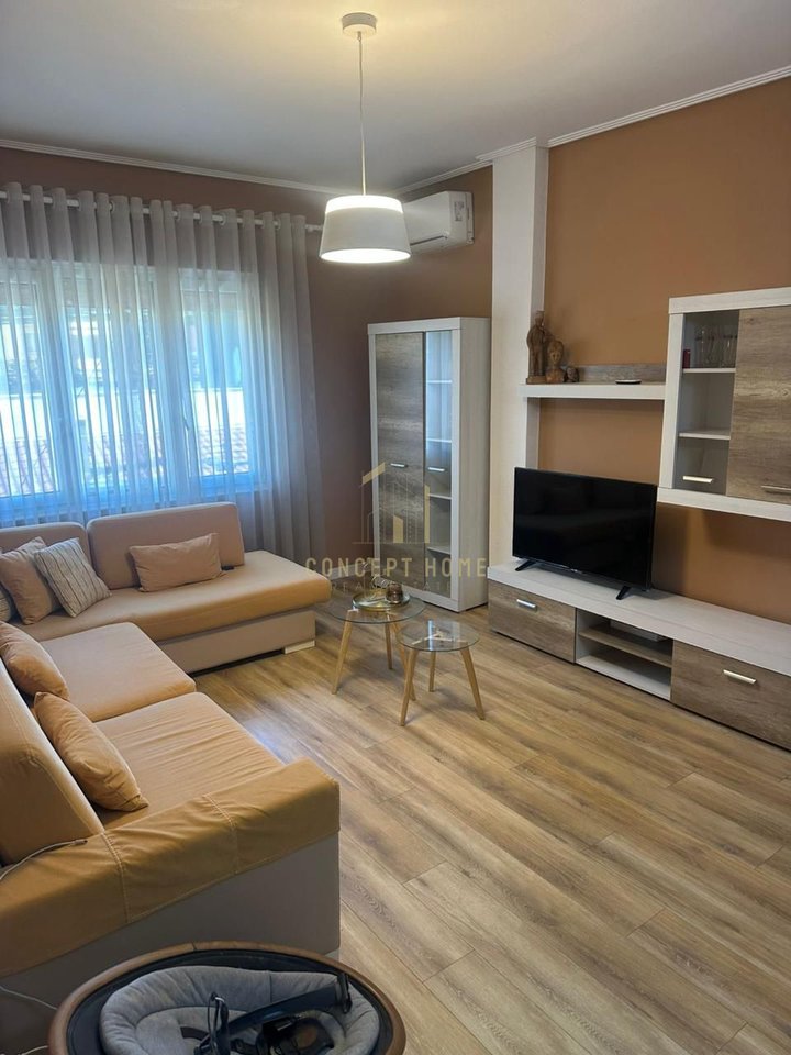 Jepet me qera apartament 2+1 tek Liqeni Artificial,Kopshti zologjik Siperfaqe 87 m2