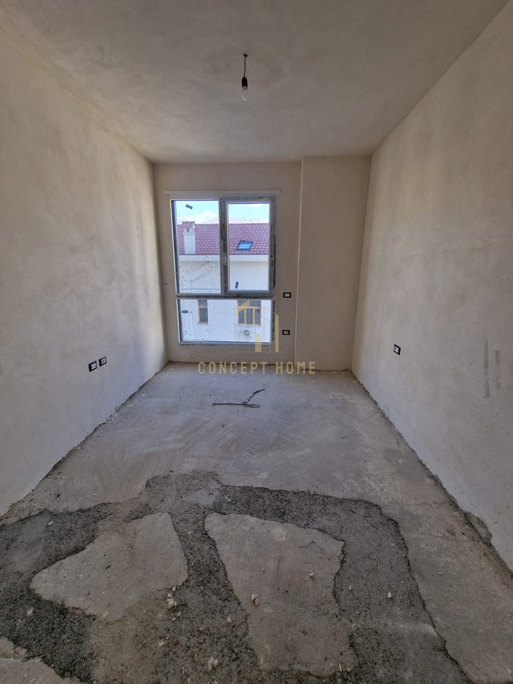 Vendesi appartamento 2+1+2 ad Ali Dem, superficie 104,52 m2