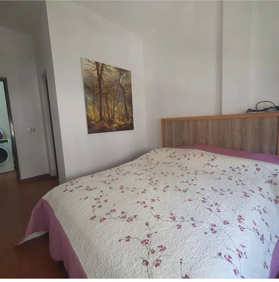 Jepet me qera Apartament 2+1+2  tek  "Zogu i zi"