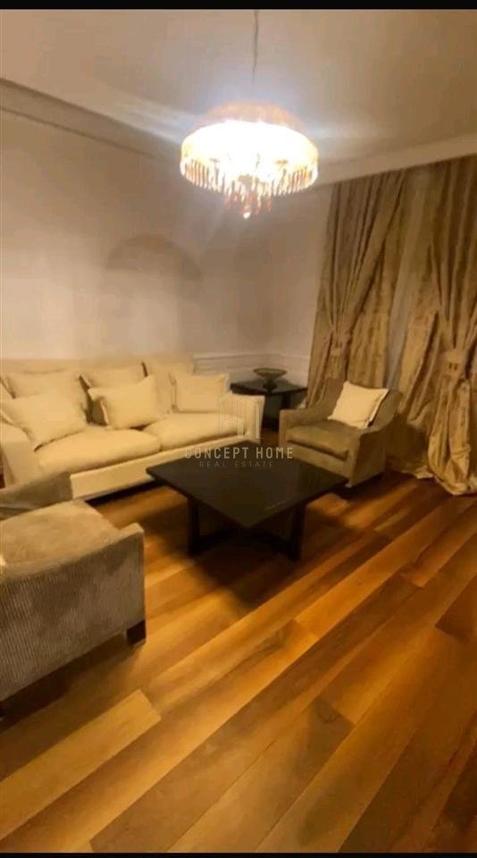 1+1 apartment for rent at Pazari i Ri