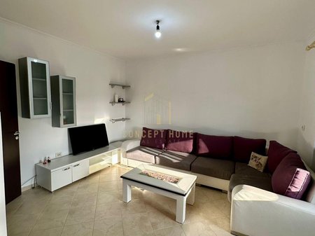 Jepet me qera Apartament 1+1 ne Laprake
