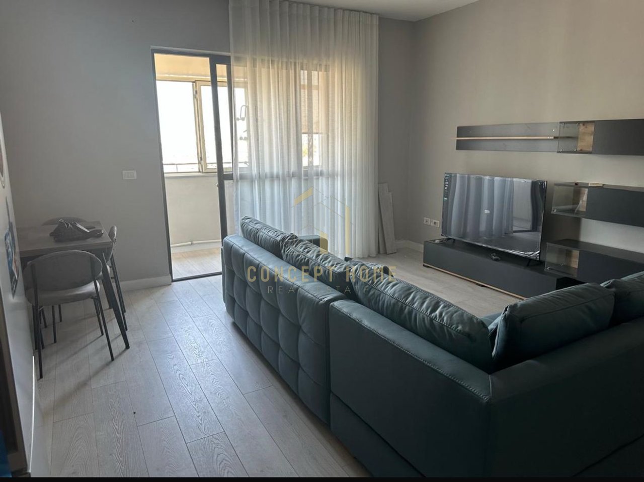 Jepet me qera Apartamenti 2+1 tek Brryli