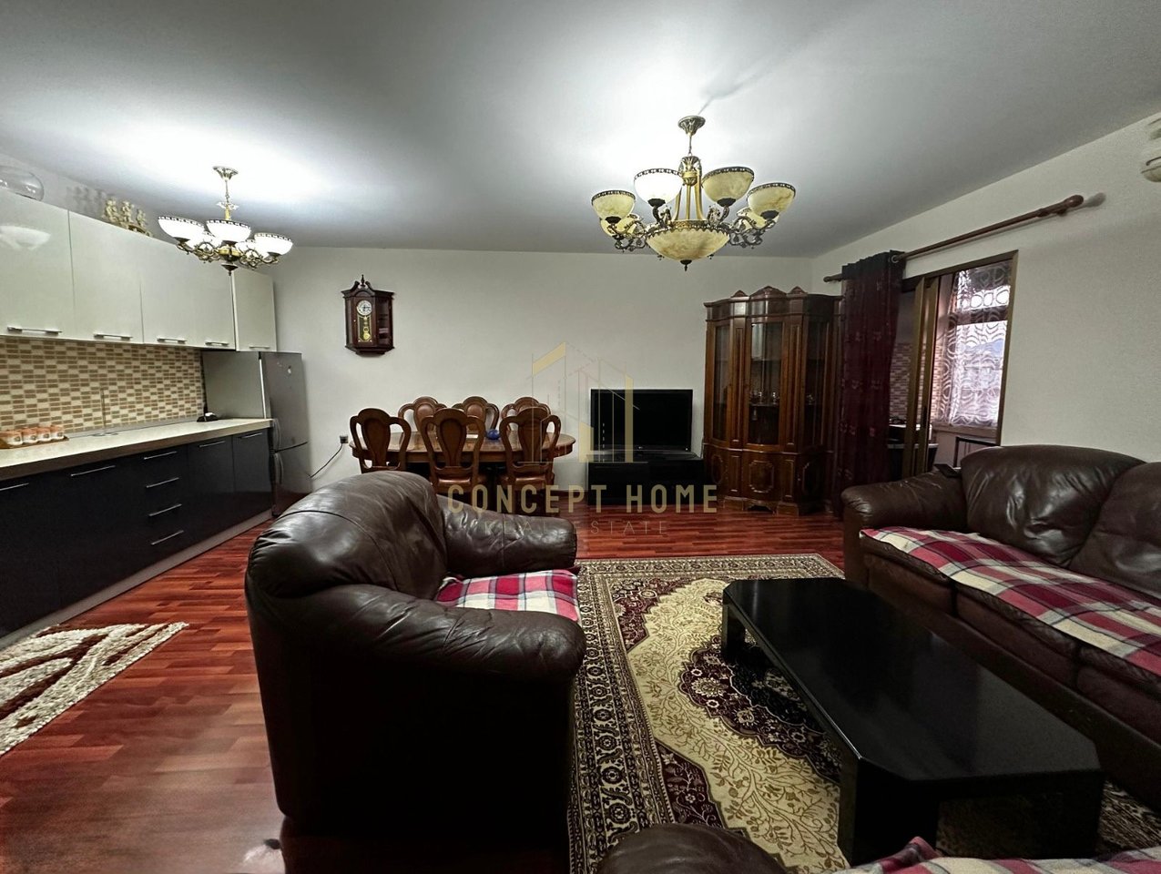 Jepet me qera Apartament 2+1 Rruga Fortuzi