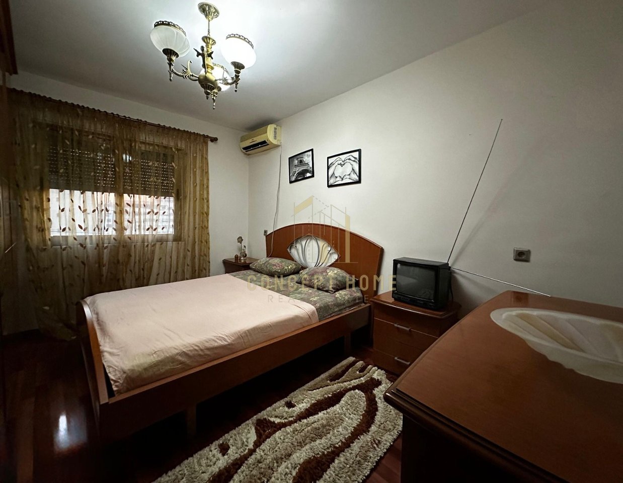 Jepet me qera Apartament 2+1 Rruga Fortuzi