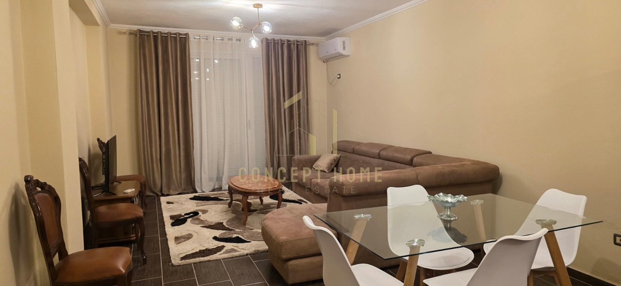 Jepet Apartament me qera 2+1+2 ne Yzberisht