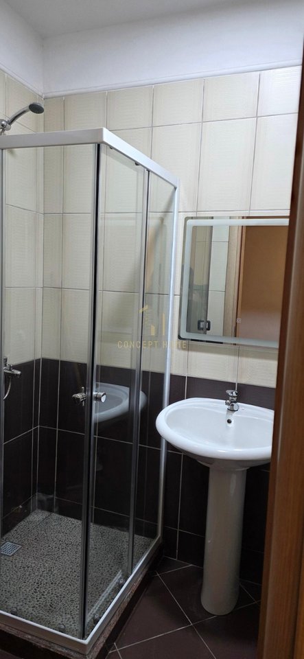 Jepet Apartament me qera 2+1+2 ne Yzberisht