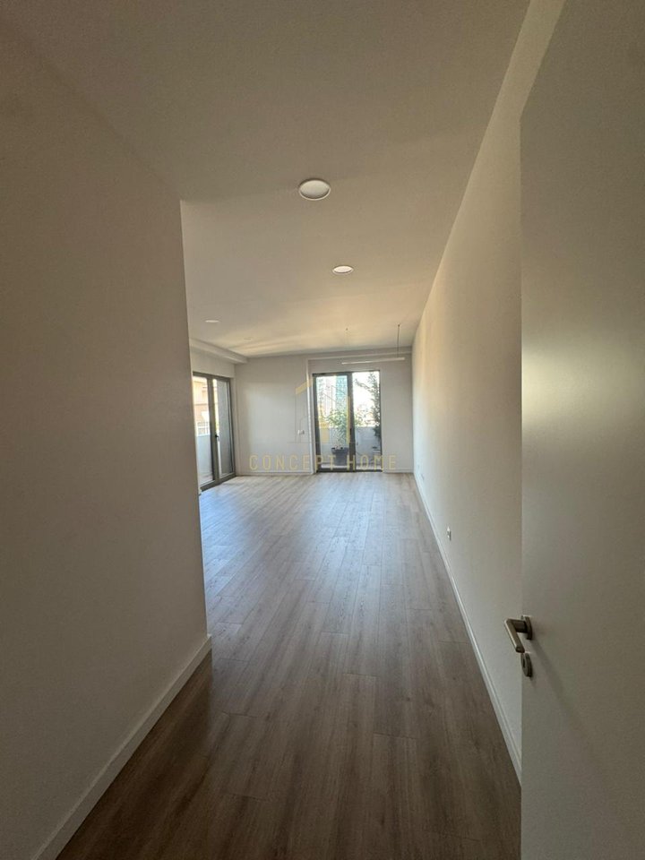 Office space for rent on Elbasan Street, Lion Park