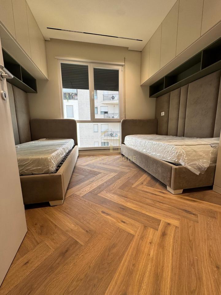 Jepet me qera apartament 2+1+Parkim ne Don Boko