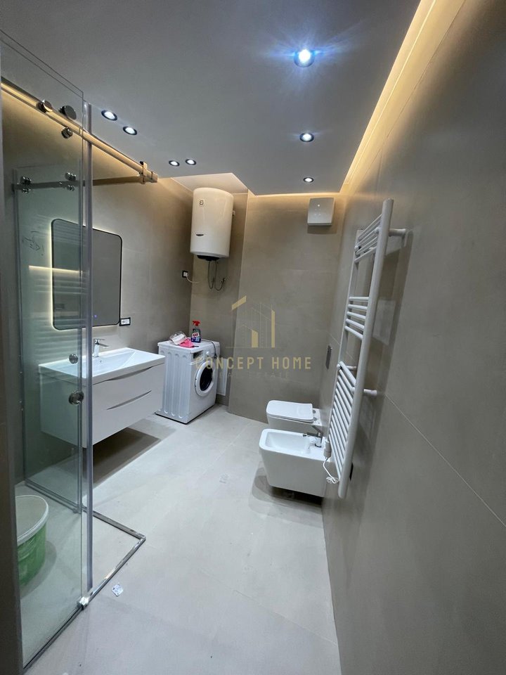 Apartament me qera 1+1 ne Qender.