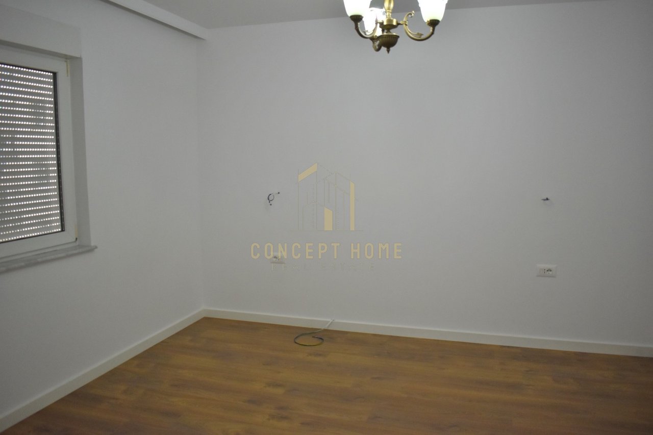 Apartament me qera 1+1 ne Qender.