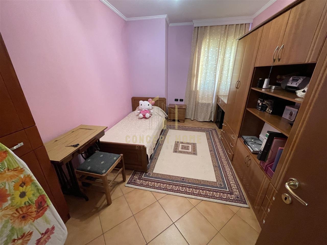 Apartament 2+1+2 tek Air Albania Stadium.