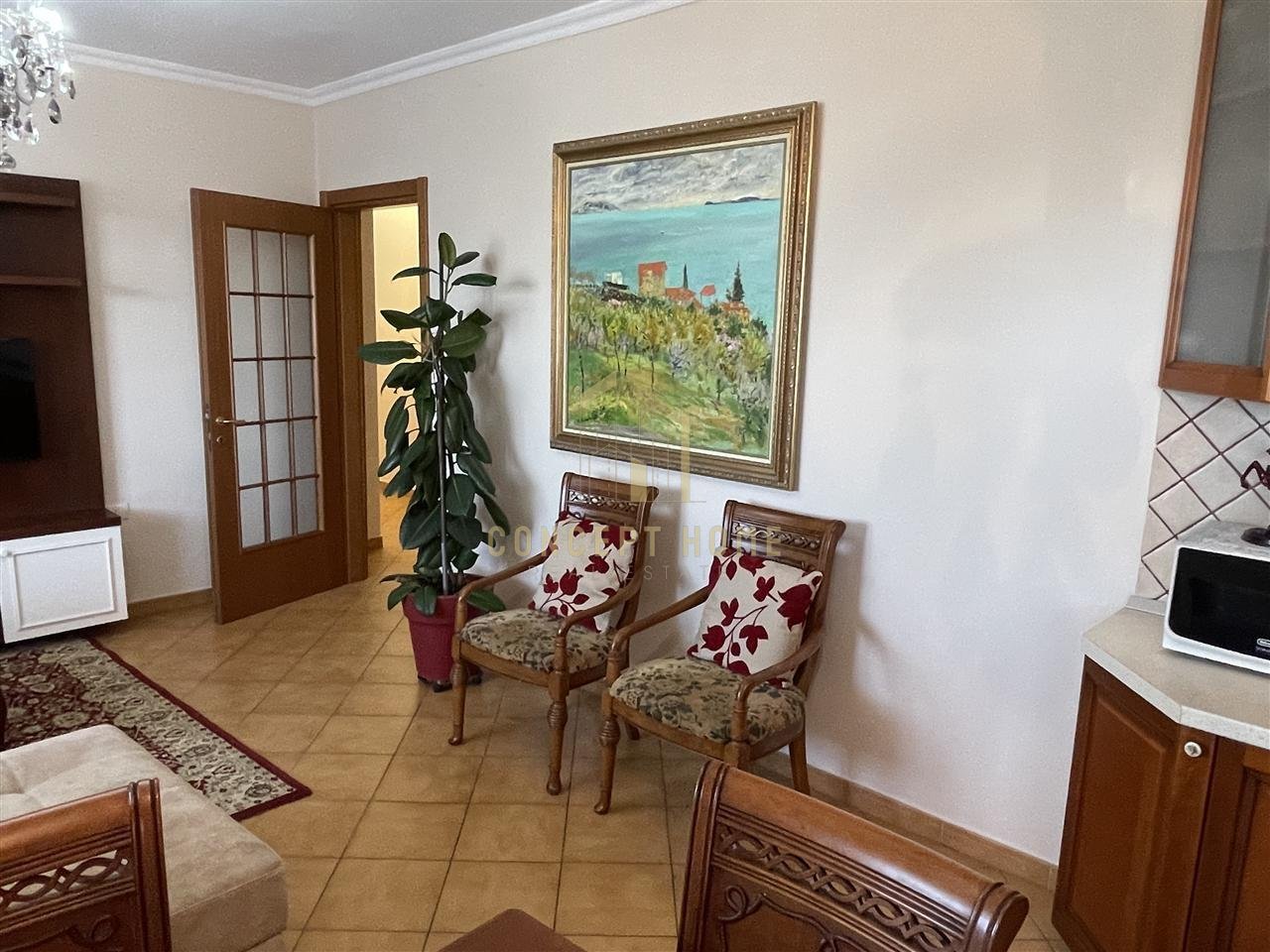 Apartament 2+1+2 tek Air Albania Stadium.