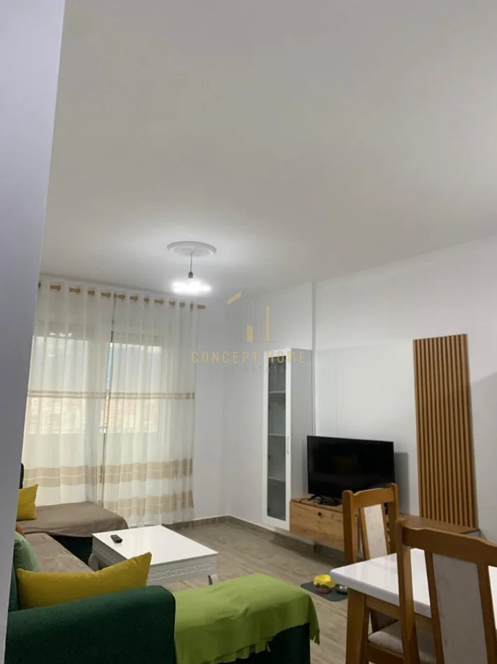 Apartament me qera 1+1+Depo tek Golden Park.