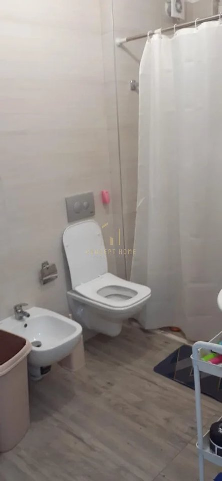 Apartament me qera 1+1+Depo tek Golden Park.