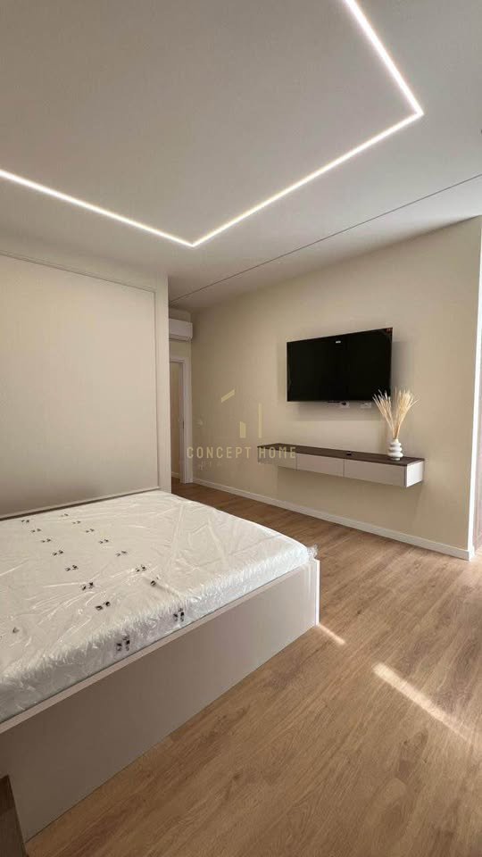 Jepet me Qera  Vile tek Liqeni i Thate