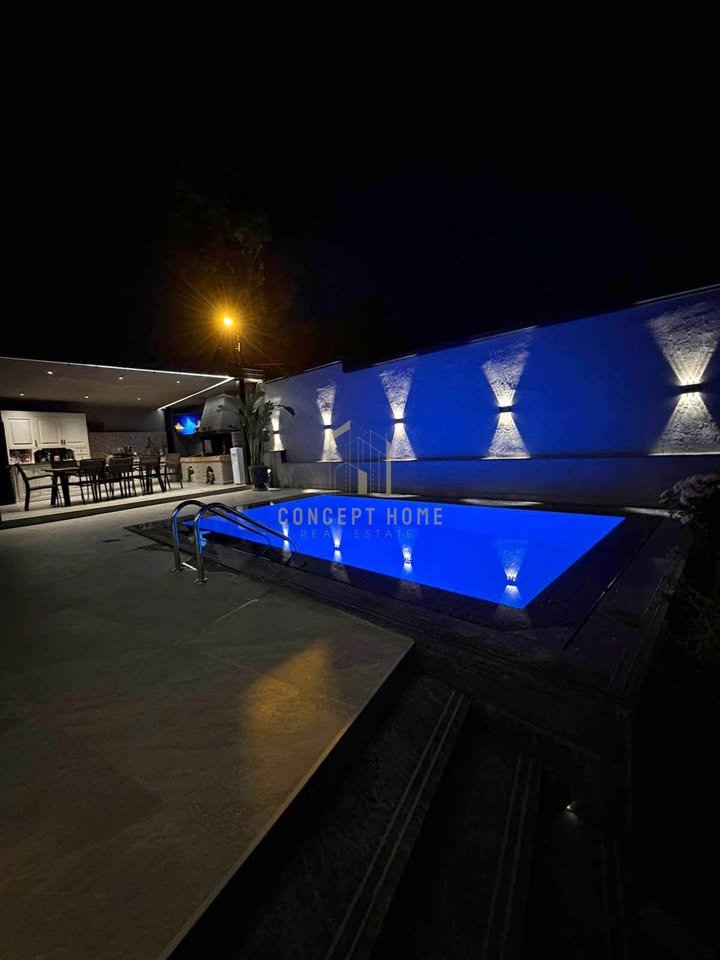 Jepet me qera Vile tek Liqeni i thate