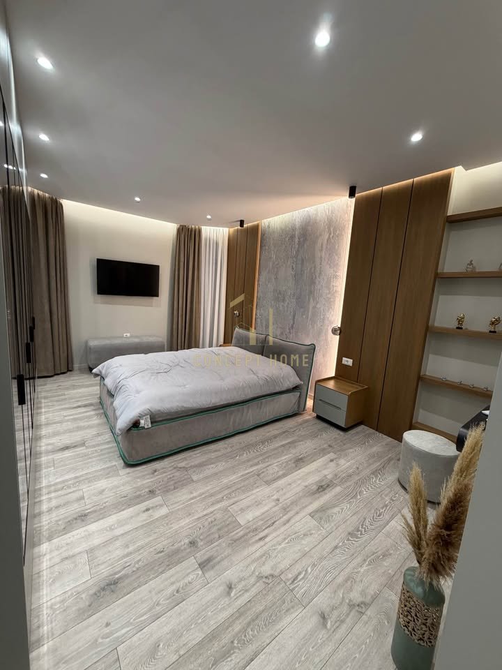 Jepet me qera Vile tek Liqeni i thate