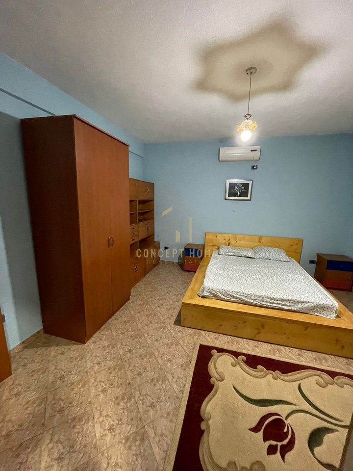 House for rent 2+1+Parking in Astir
Area: 100m2
2nd floor (Private House)