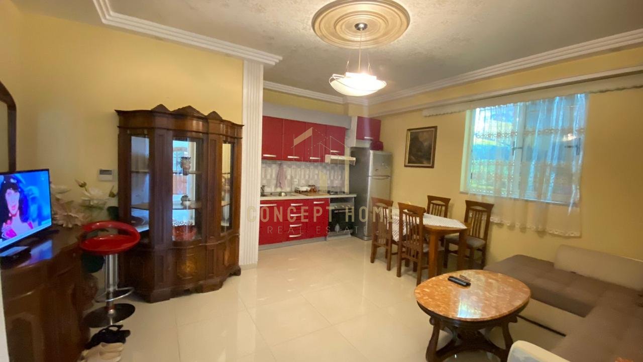 1+1 Apartment for Rent on Rruga e Dibrës, Tirana - 500€ | 70 m²